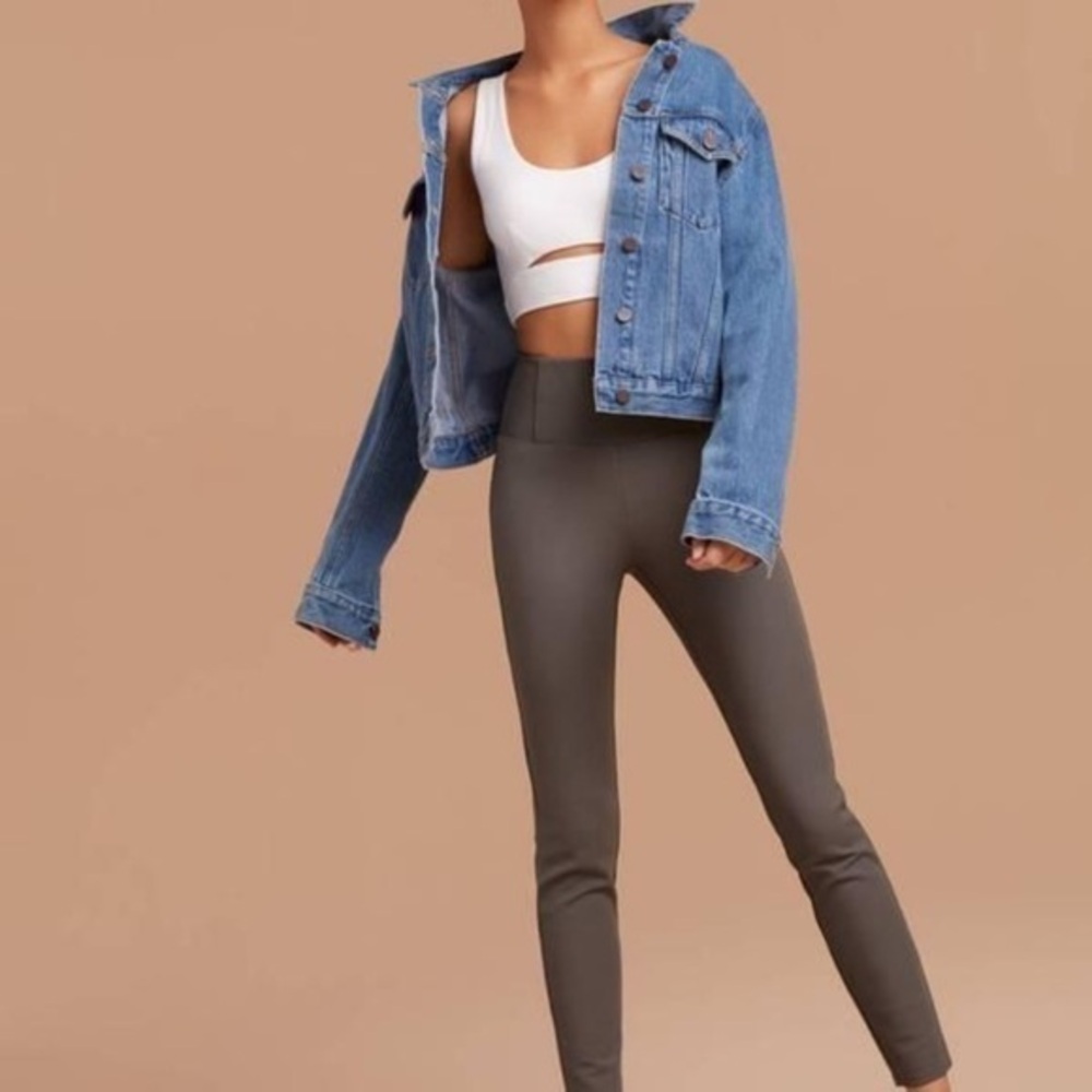 Wilfred Free Aritzia Skinny Suede Leggings Gray